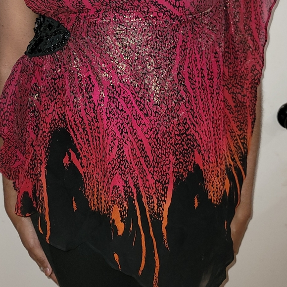 BCBG ONE SHOULDER FLOWY SHIRT - Picture 5 of 6